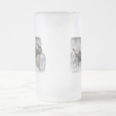 Funny Doberman on Sofa Mattglas Bierglas (Mittel)