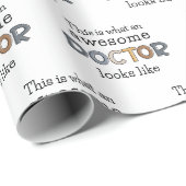 Funny Doctor Gifts | Phantastischer Arzt Geschenkpapier (Rolleneckpunkt)