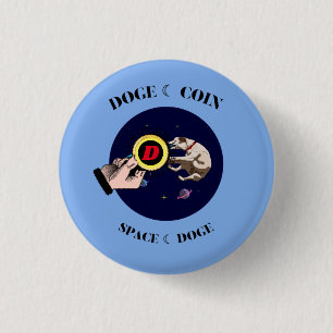 Funny Dog fängt Dogecoin im Weltraum Button