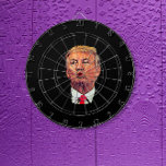 Funny Donald Trump Pucker Dart Board Dartscheibe<br><div class="desc">Trumps Markenpfeiler ist das Merkmal dieses lustigen,  patriotischen Designs.</div>