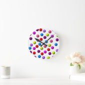 Funny Dots Runde Wanduhr (Zuhause)