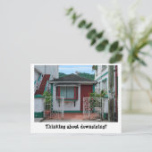 Funny Downsizing Real Anwesen Marketing Postkarte (Stehend Vorderseite)