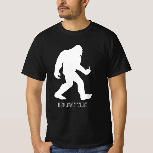 Funny 'DREH THE BIRD' Yeti Bigfoot T-Shirt (Vorderseite)