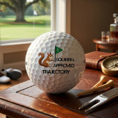 Funny Eichhörnchen genehmigt Golfball