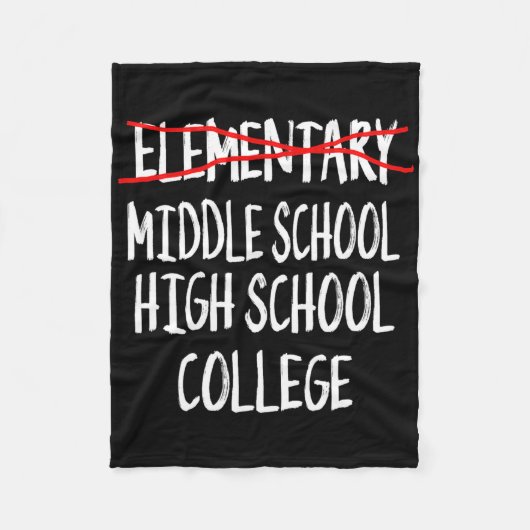Funny Elementary School Abschluss T-Shirt 6. Klass Fleecedecke (Vorderseite)