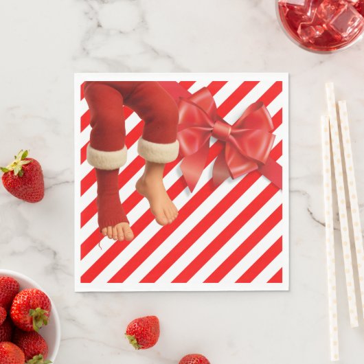 Funny Elf Legs Christmas | North Pole Mischief Serviette (Beispiel)