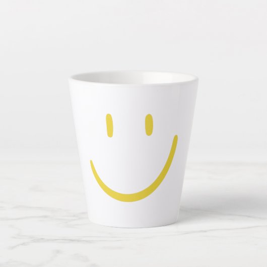 Funny Emoji Face Latte Tasse (Vorderseite)