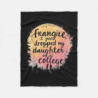 Funny Empty Nest Drop-off Tag T-Shirt für Mama ode Fleecedecke