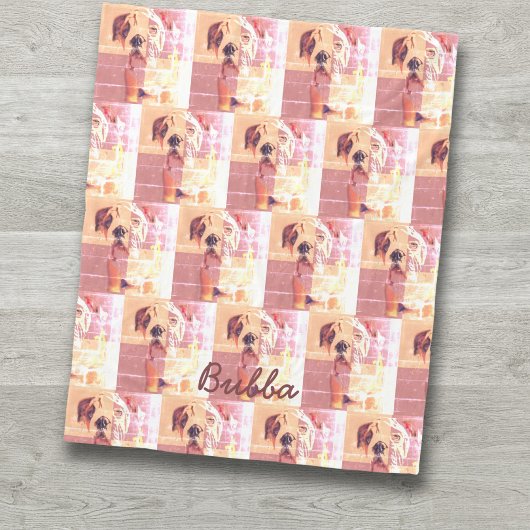 Funny English Bulldog Pink und gelb getupft Fleecedecke