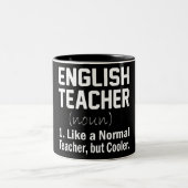 Funny English Teacher Zweifarbige Tasse (Mittel)