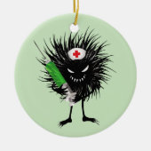 Funny Evil Bug Nurse mit Spritze Keramik Ornament (Vorne)