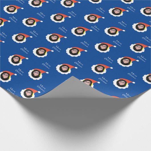 Funny Face Frohe Weihnachts-Foto Custom Geschenkpapier (Ecke)