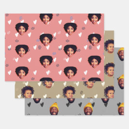 Funny Family Faces and Hearts über Dusty Farben Geschenkpapier Set