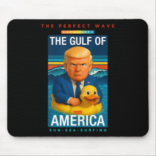 Funny farbenfroher Trump im Golf von Amerika bea Mousepad