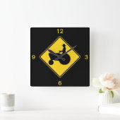 Funny Farm Tractor Road Signature Warnung Quadratische Wanduhr (Zuhause)