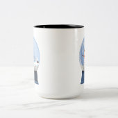 Funny Farting Snowmen Snowglobe Zweifarbige Tasse (Mittel)