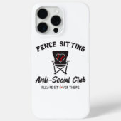 Funny Fence sitzt Anti Social Club Baseball Soft Case-Mate iPhone Hülle (Rückseite)