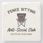 Funny Fence sitzt Anti Social Club Baseball Soft Steinuntersetzer (Vorderseite)