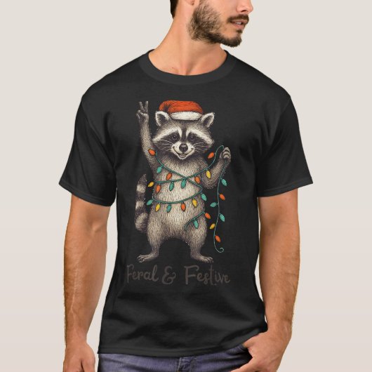 Funny Feral And Festive Raccoon Santa Hat Retro Ch T-Shirt (Vorderseite)
