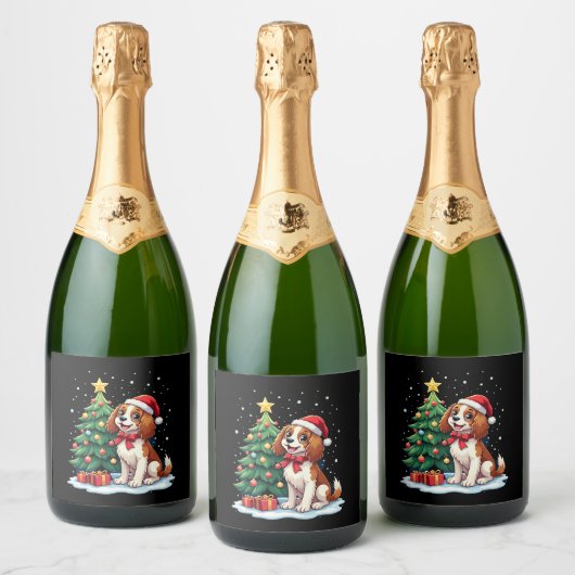 Funny Festive Hunde Kostüm mit dekorierten Weihnac Schaumweinetikett (Flaschen)