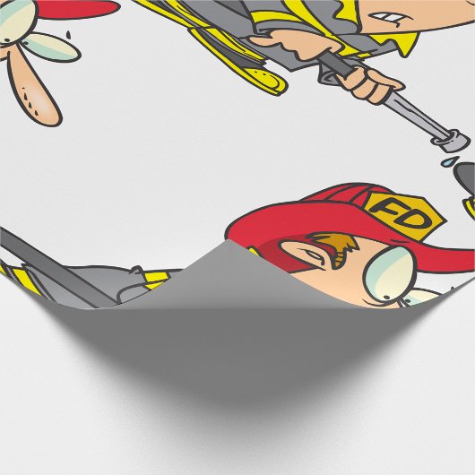 Funny Firefighter mit Hose Emergency Responder Geschenkpapier