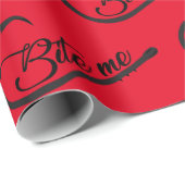 Funny Fishing Bite Me Hook Geschenkpapier (Rolleneckpunkt)