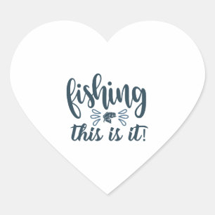 Funny Fishing Shirt mit Slogan Herz-Aufkleber