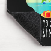 Funny Flamingo Flocking Around The Christmas Tree Mousepad (Ecke)