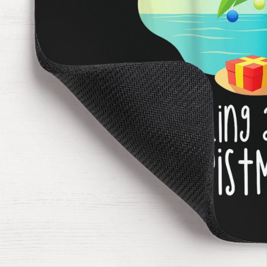 Funny Flamingo Flocking Around The Christmas Tree Mousepad (Ecke)