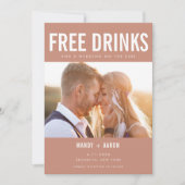 Funny Foto Free Drinks Hochzeit retten das Datum Save The Date (Vorderseite)