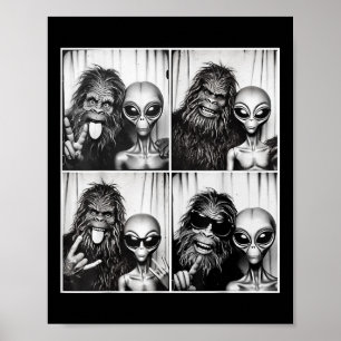 Funny Fotobooth Foto Sasquatch Ufo Bigfoot und ein Poster