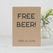 Funny Free Beer 2024 Graduation Party Einladung (Stehend Vorderseite)