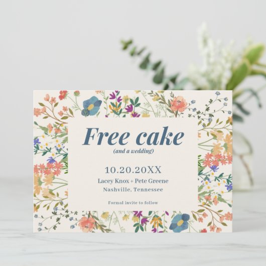 Funny Free Cake Wildblumen Hochzeit Save the Date (Stehend Vorderseite)