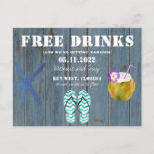 Funny Free Drinks Beach Wedding rettet die Termine Ankündigungspostkarte (Vorderseite)