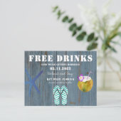 Funny Free Drinks Beach Wedding rettet die Termine Ankündigungspostkarte (Stehend Vorderseite)