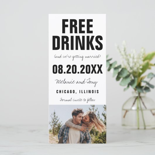 Funny Free Drinks Foto Hochzeit retten das Datum (Stehend Vorderseite)