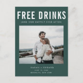 Funny Free Drinks Foto Hochzeit retten das Datum Ankündigungspostkarte (Vorderseite)