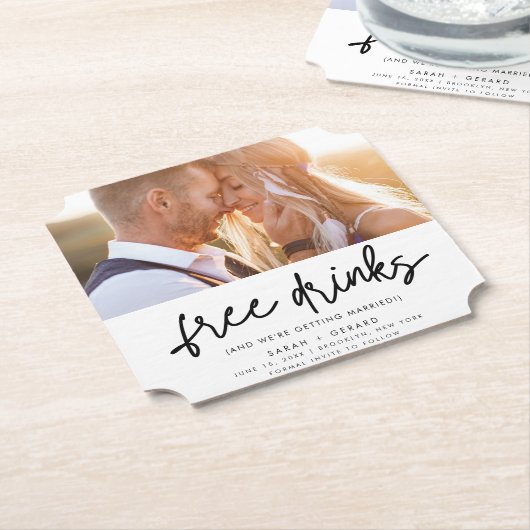 Funny Free Drinks Foto Hochzeit retten das Datum Untersetzer (angewinkelt)
