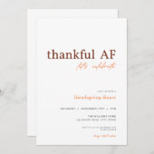 Funny Friendsgiving Dankbarkeit AF Einladung (Vorne/Hinten)