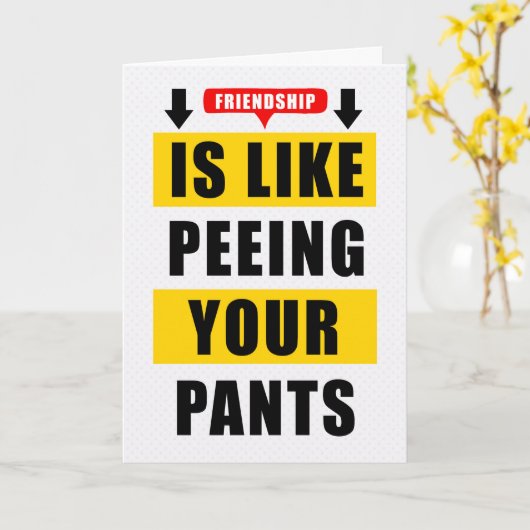 Funny Friendship Comparison Bold Typography Karte (Gelbe Blume)