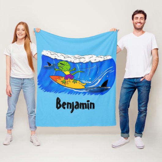 Funny frilled Halslizard Surfing Cartoon Fleecedecke (Beispiel)