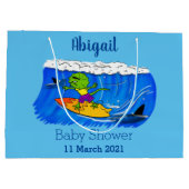 Funny frilled Halslizard Surfing Cartoon Große Geschenktüte (Rückseite)