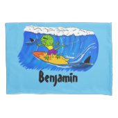 Funny frilled Halslizard Surfing Cartoon Kissenbezug (Vorderseite)