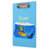 Funny frilled Halslizard Surfing Cartoon Klemmbrett (Links)