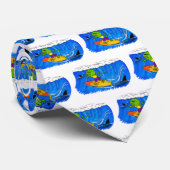 Funny frilled Halslizard Surfing Cartoon Krawatte (Gerollt)