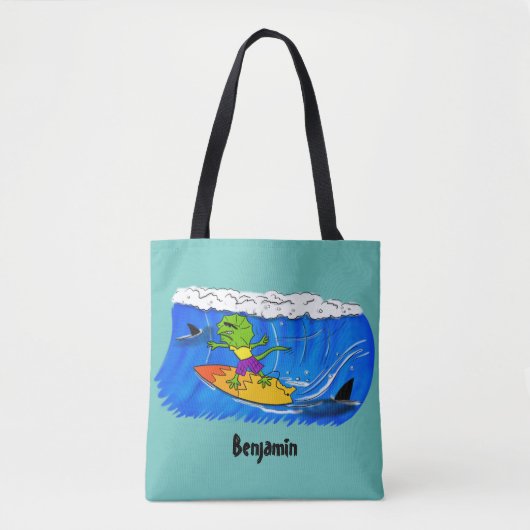 Funny frilled Halslizard Surfing Cartoon Tasche (Vorderseite)
