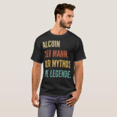 Funny German First Name Design - Alcuin T-Shirt (Vorne ganz)