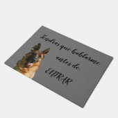 Funny German Shepherd Doormat, Spanisch Fußmatte (Schrägansicht)