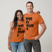 Funny Geschenk für Ihm Halloween SPOOKY SAASON T-Shirt (Unisex)
