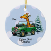 Funny Giraffe Baby's First Christmas Keramik Ornament (Vorne)